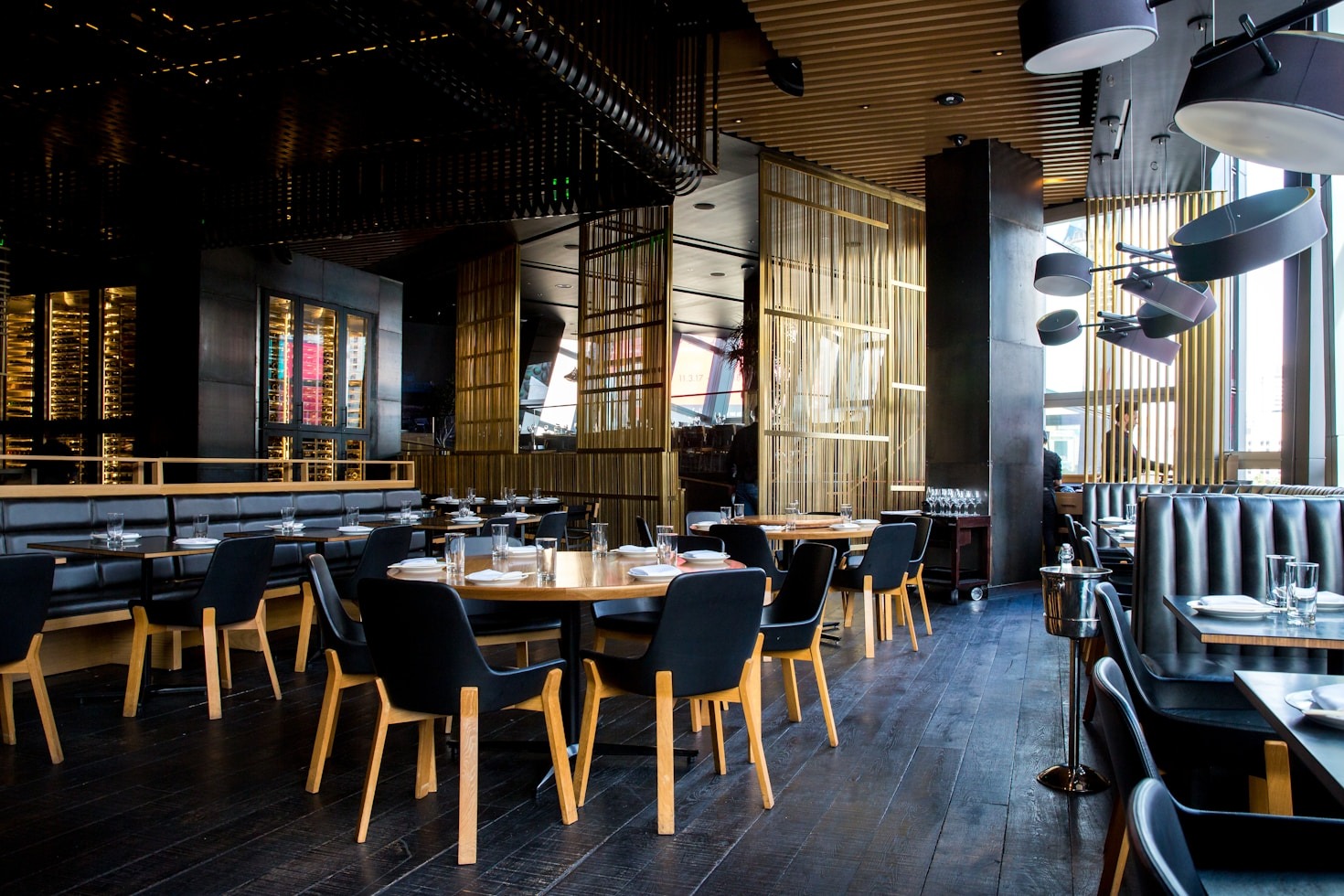 Behind the Scenes: What Makes a Great Restaurant Review